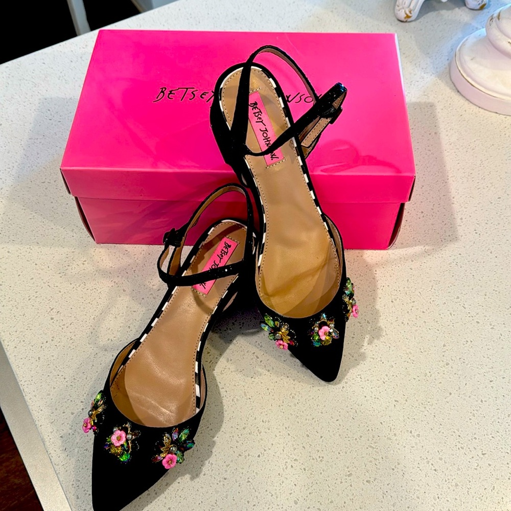 Betsy Johnson darling black suede with beaded flowers and low glitter heel
